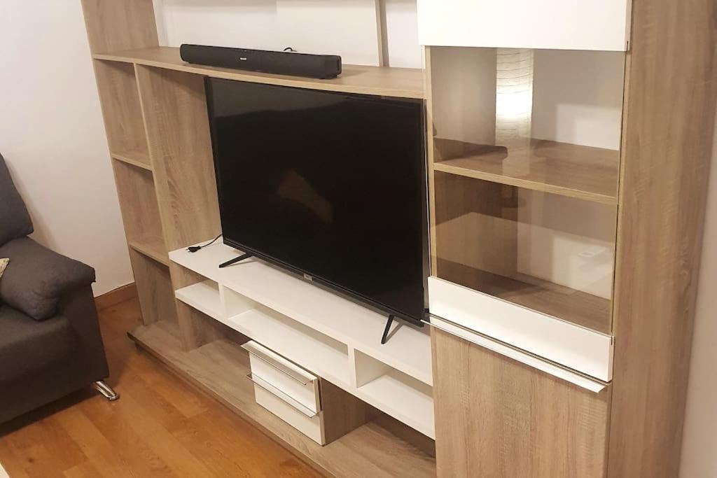 2F, Aire Acondic, 80M2, 2 Dormitorios, 4 Huespedes, Wifi Gratis La Linea de la Concepcion Exterior foto