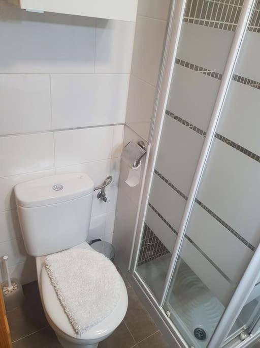 2F, Aire Acondic, 80M2, 2 Dormitorios, 4 Huespedes, Wifi Gratis La Linea de la Concepcion Exterior foto